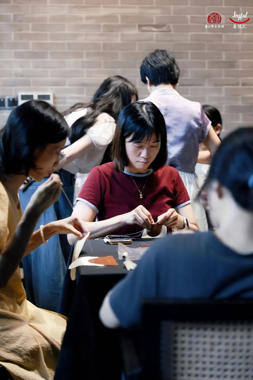 贴、珠绣纽扣胸针、get宋韵妆造出片绝绝子开元棋牌【报名】活动上新!DIY押花冰箱(图2) 贴、珠绣纽扣胸针、get宋韵妆造出片绝绝子开元棋牌【报名】活动上新!DIY押花冰箱(图2)